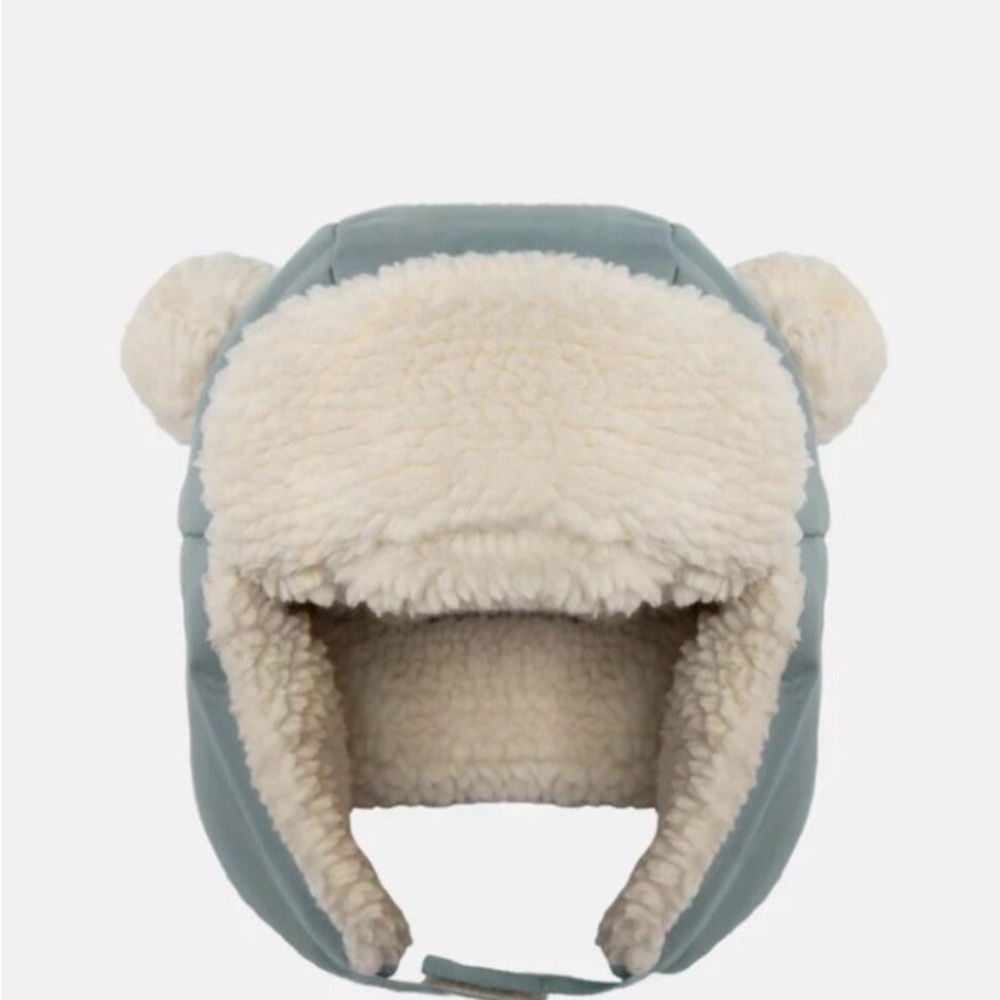 Cozy Blue and Cream Kids' Winter Hat